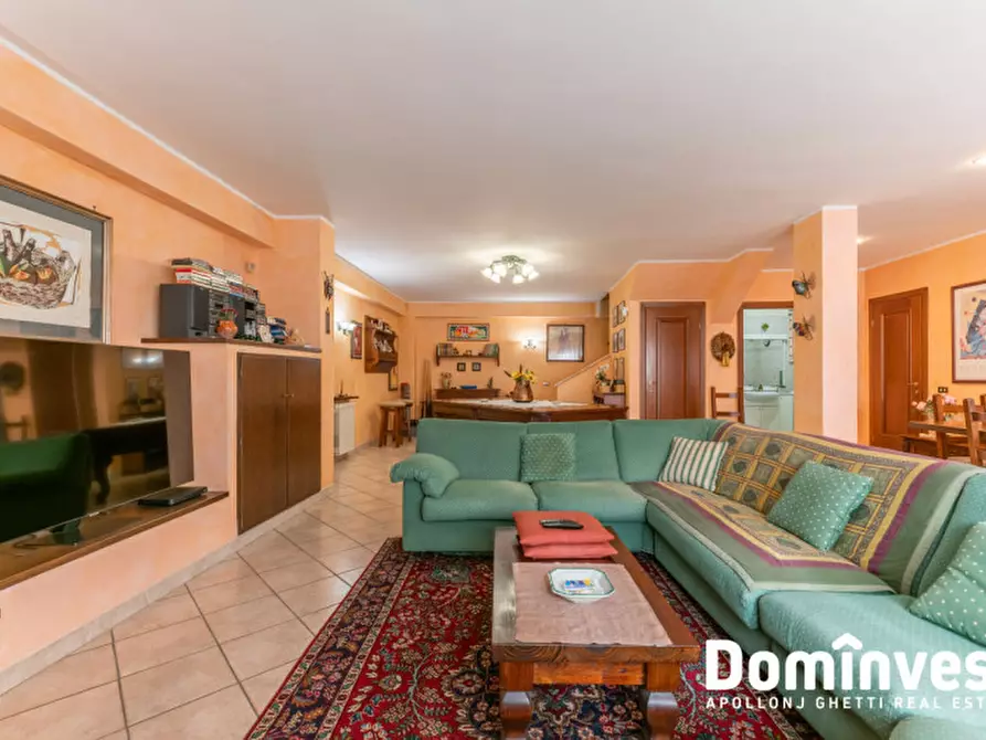 Immagine 23 di Villa in vendita  in Via Perseo a Guidonia Montecelio