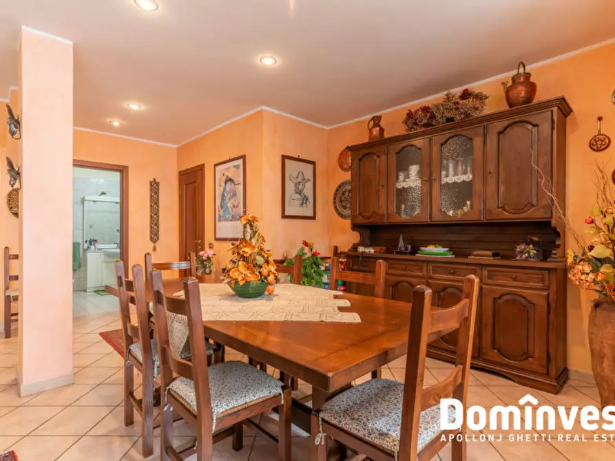 Immagine 24 di Villa in vendita  in Via Perseo a Guidonia Montecelio