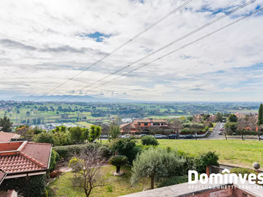 Immagine 38 di Villa in vendita  in Via Perseo a Guidonia Montecelio