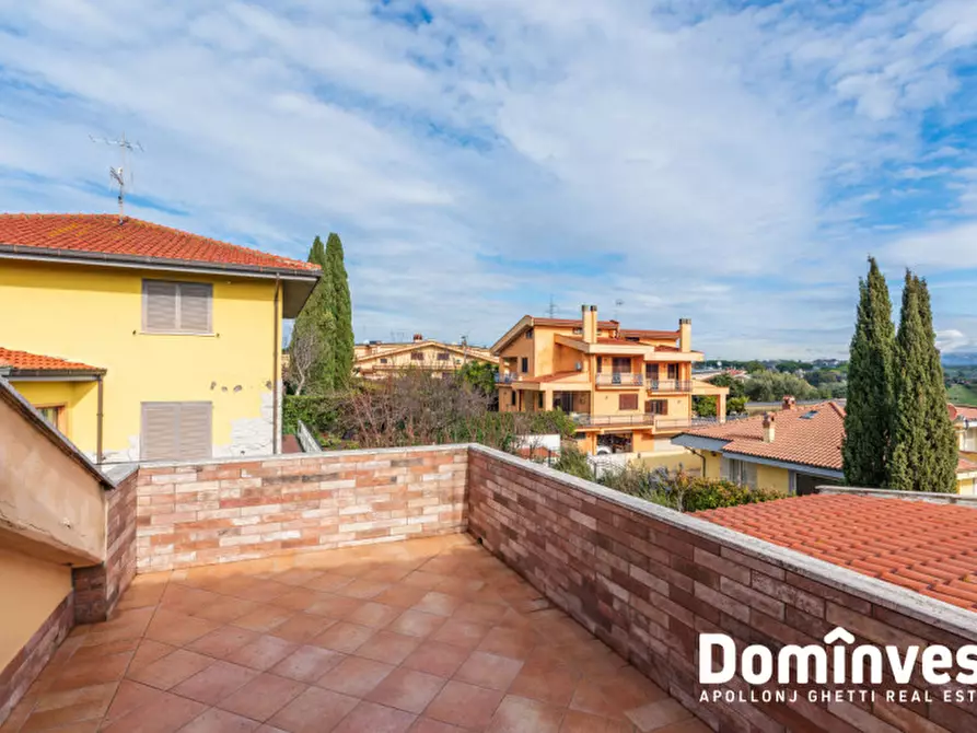 Immagine 45 di Villa in vendita  in Via Perseo a Guidonia Montecelio