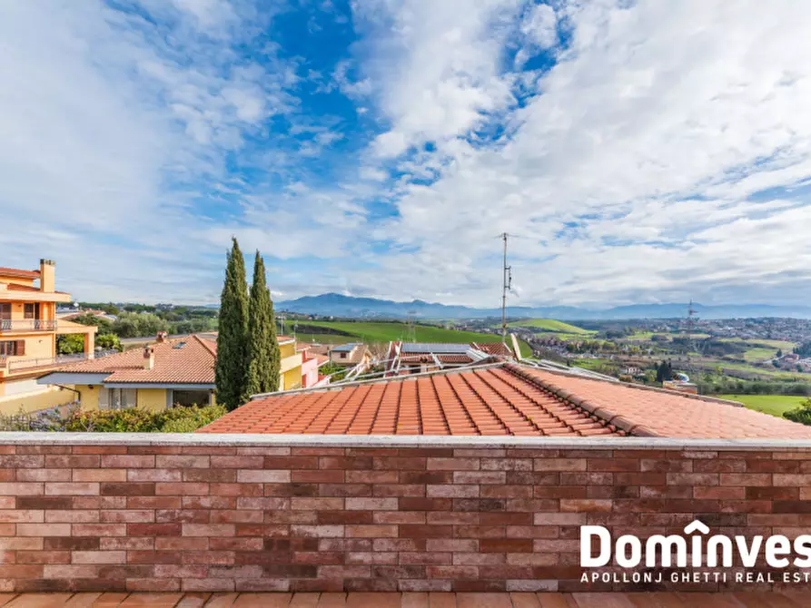 Immagine 46 di Villa in vendita  in Via Perseo a Guidonia Montecelio