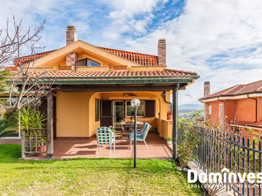 Immagine 51 di Villa in vendita  in Via Perseo a Guidonia Montecelio