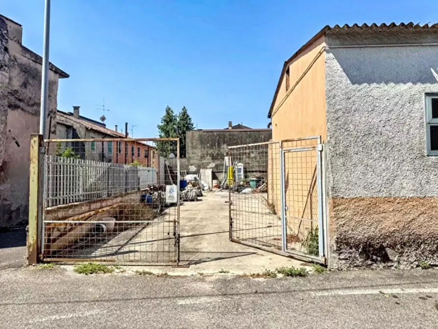 Immagine 10 di Appartamento in vendita  in Piazza della Repubblica a Zevio