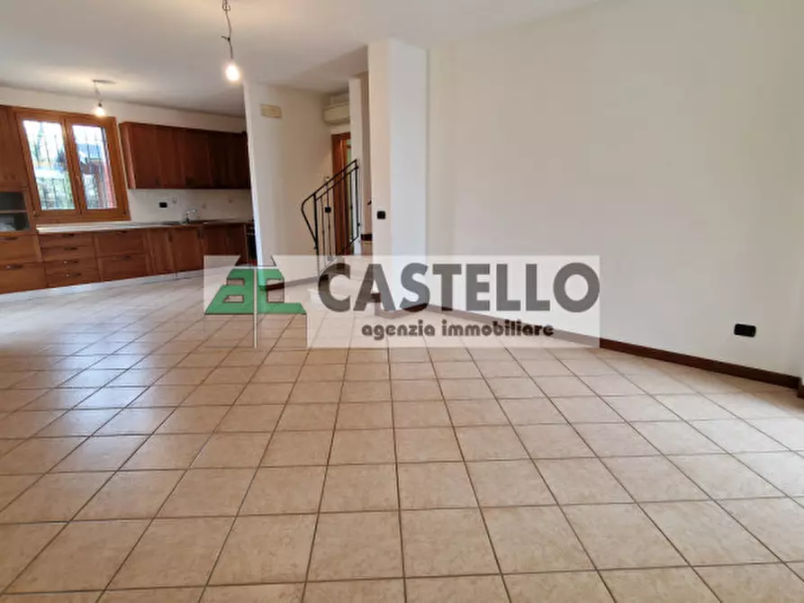 Immagine 6 di Casa bifamiliare in vendita  in Piazza Antonio Galato 4 a Vigonza