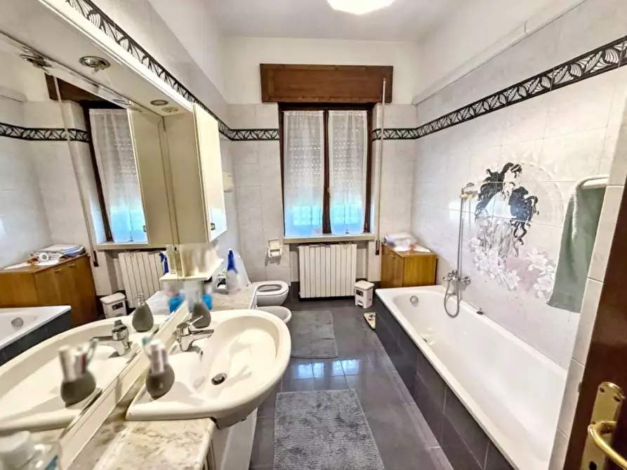 Immagine 11 di Appartamento in vendita  in Piazza della Repubblica a Zevio