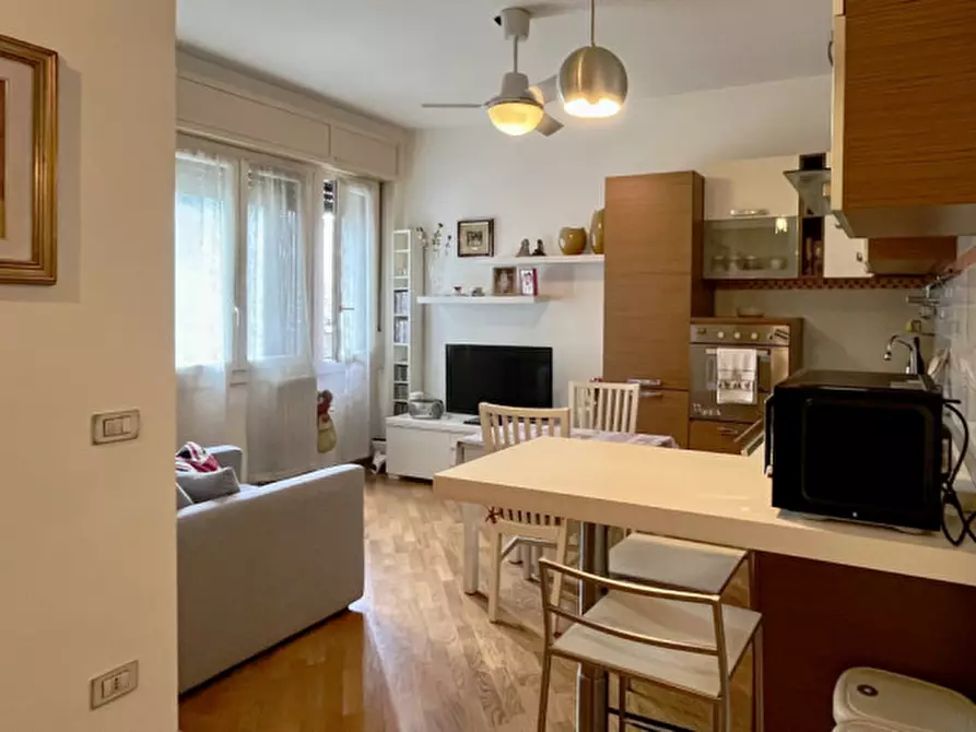 Immagine 5 di Appartamento in vendita  in Via Cristoforo Colombo a Cesano Boscone