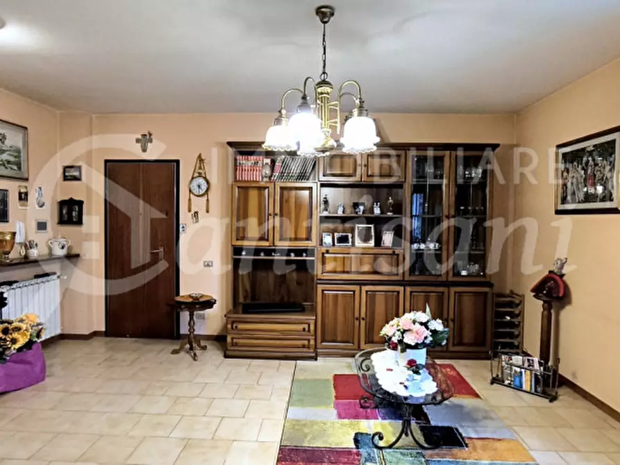 Immagine 15 di Appartamento in vendita  in Via Emilia a Firenze