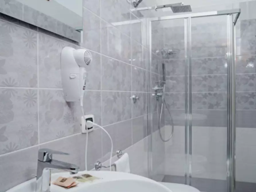 Immagine 17 di Appartamento in affitto  in via stella 31 a Napoli