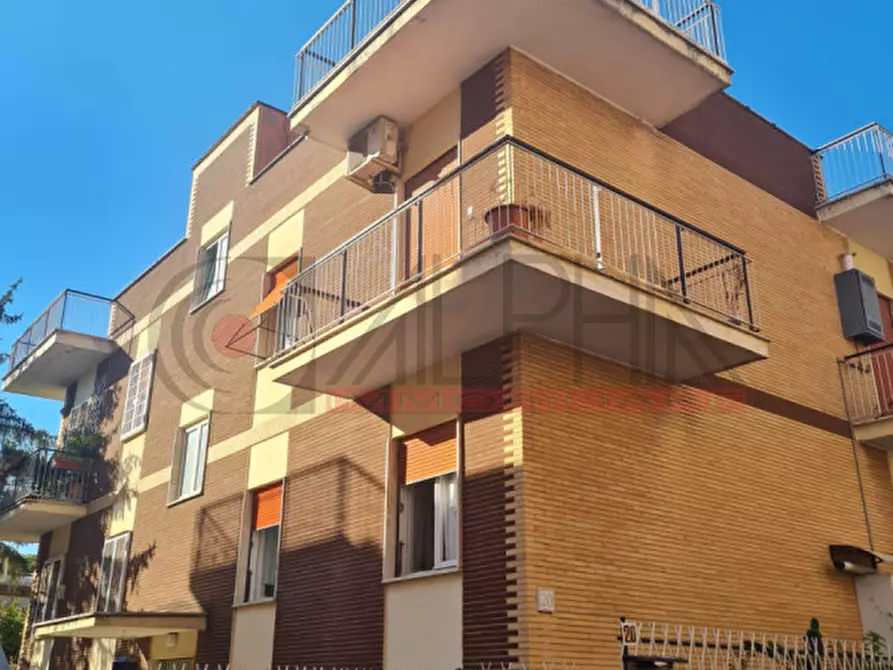 Immagine 2 di Appartamento in vendita  in Via Castel San Niccolò a Roma