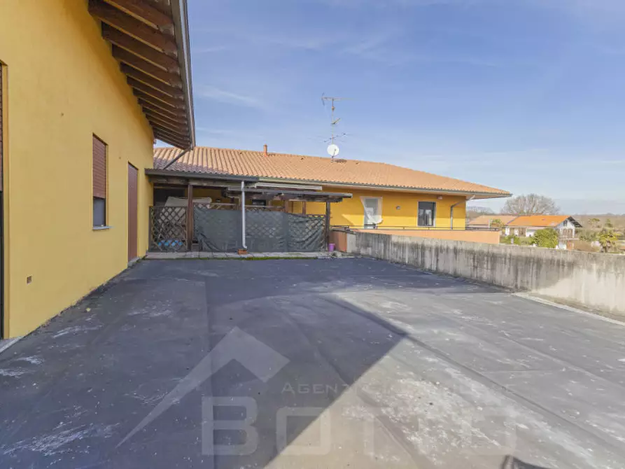 Immagine 4 di Casa indipendente in vendita  in via novara 302 a Borgomanero