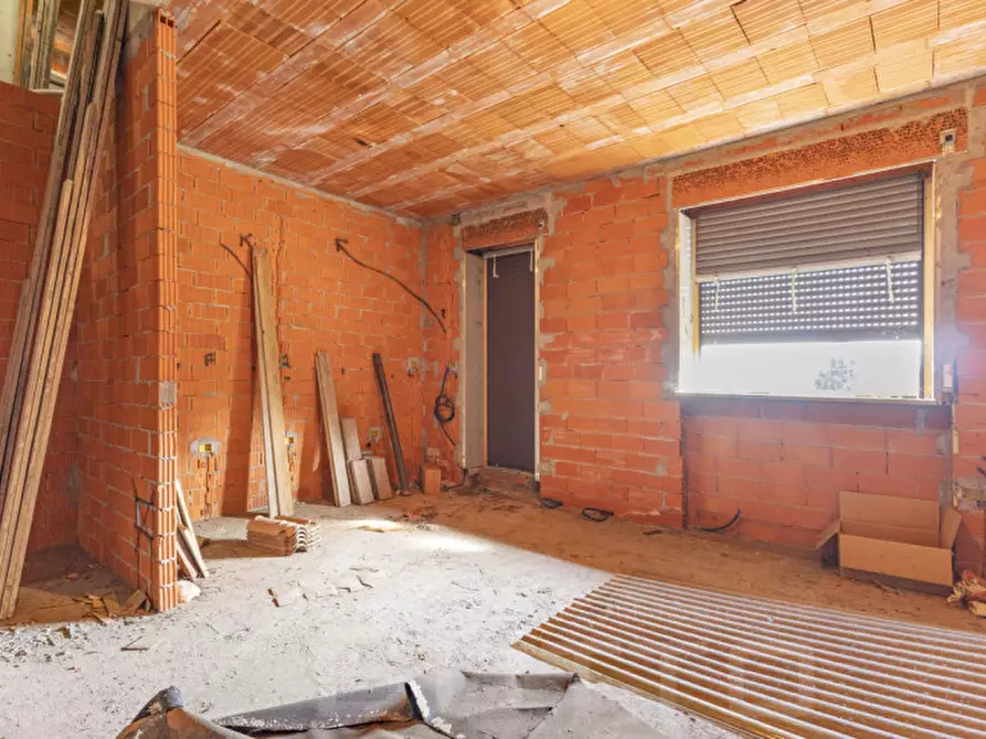 Immagine 12 di Casa indipendente in vendita  in via novara 302 a Borgomanero