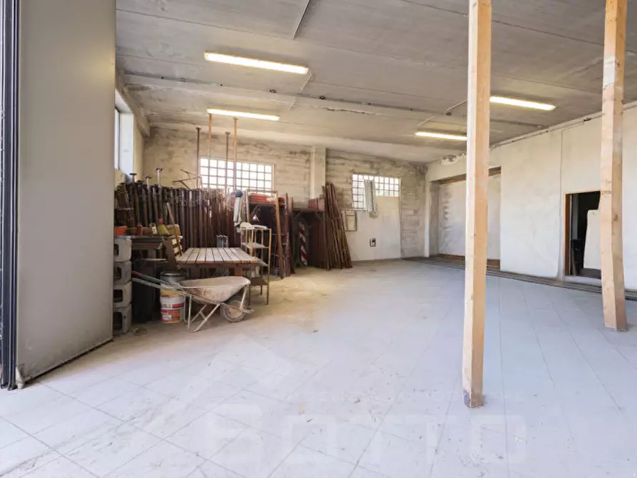 Immagine 17 di Casa indipendente in vendita  in via novara 302 a Borgomanero