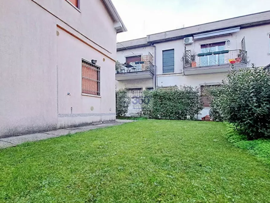 Immagine 21 di Casa bifamiliare in vendita  in V. San Francesco d'Assisi a Collebeato