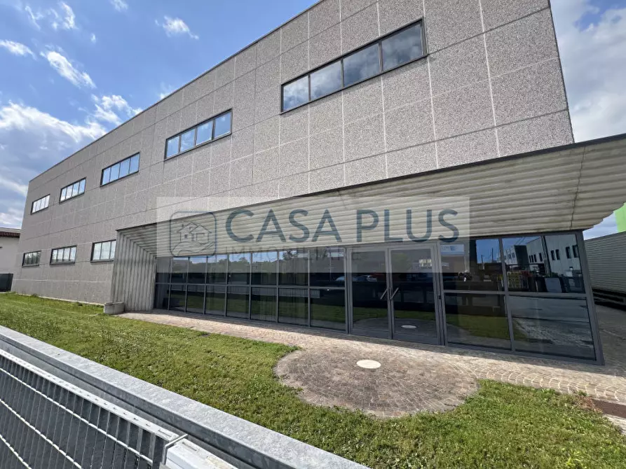 Immagine 1 di Capannone industriale in vendita  a Tombolo