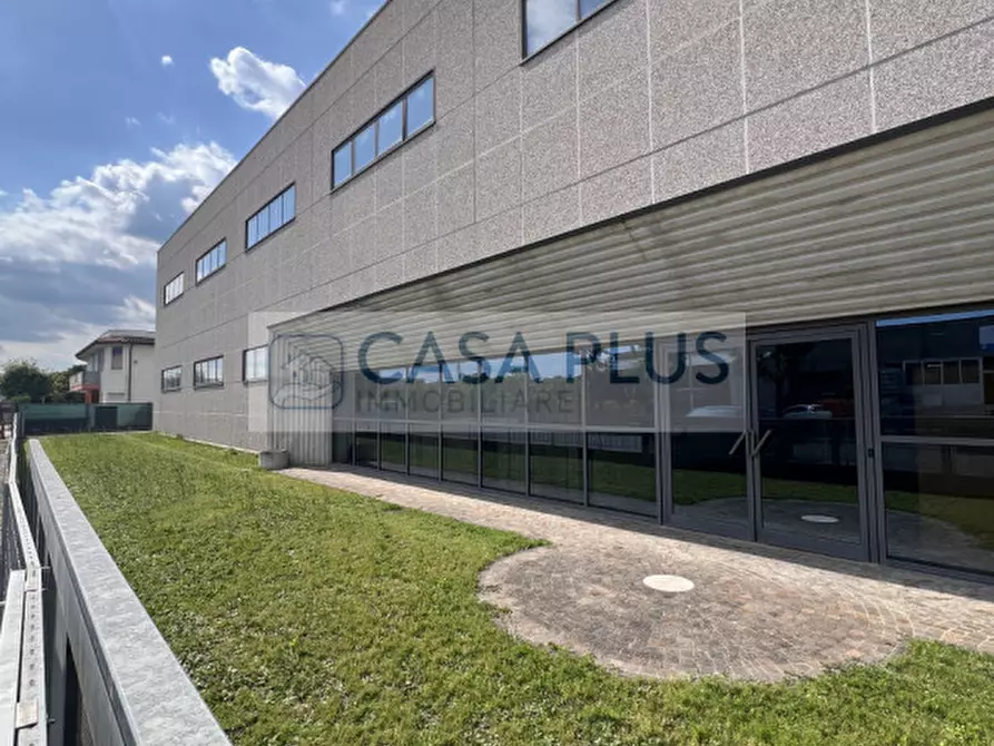 Immagine 3 di Capannone industriale in vendita  a Tombolo