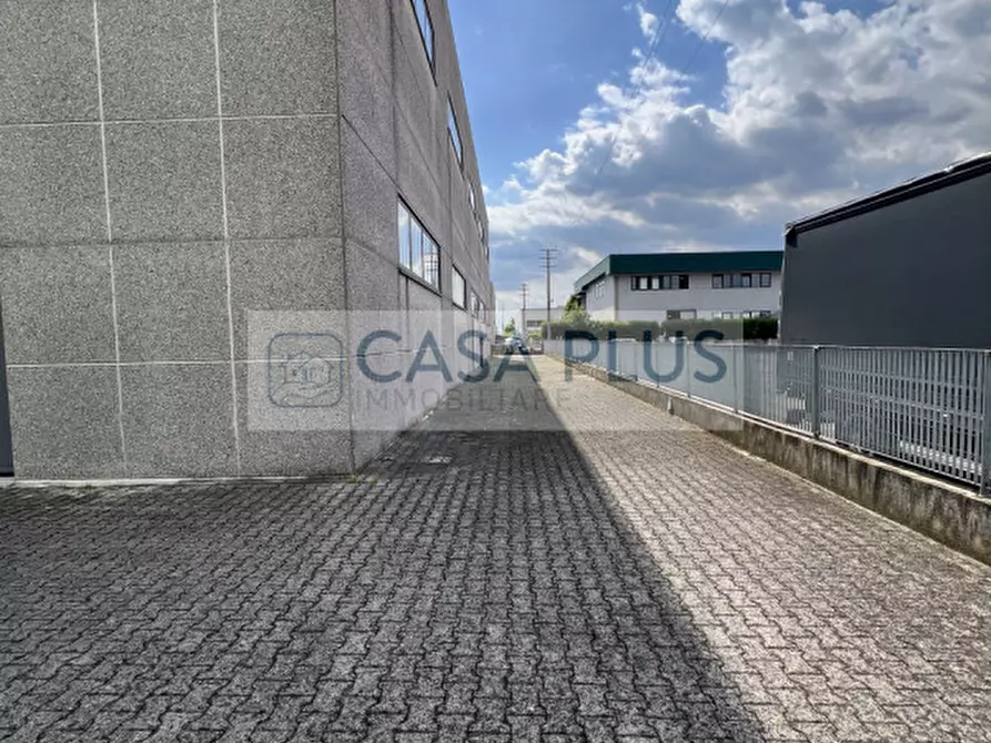 Immagine 9 di Capannone industriale in vendita  a Tombolo