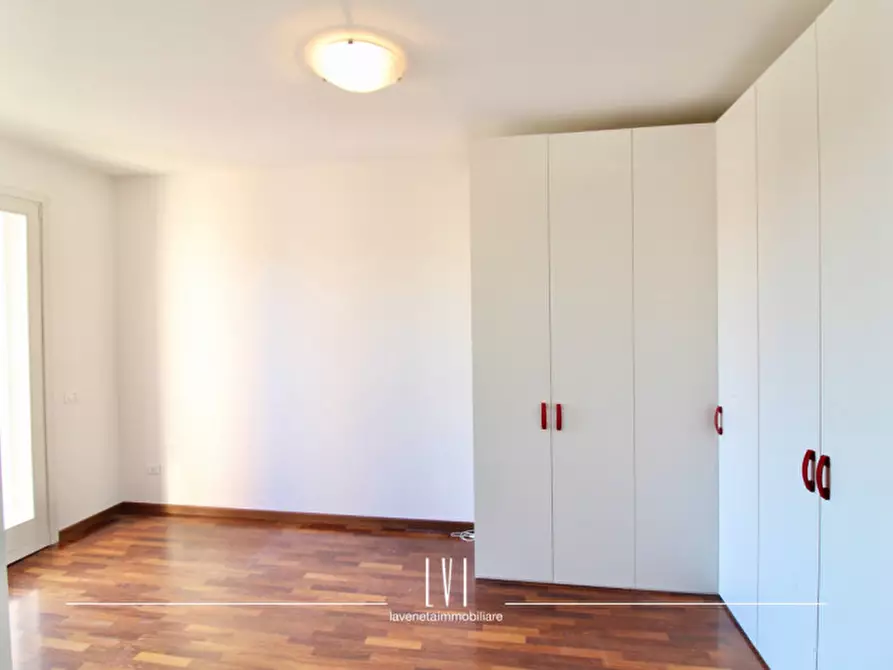 Immagine 28 di Appartamento in vendita  in Via Esterino Dalla Francesca 21 a San Donà Di Piave