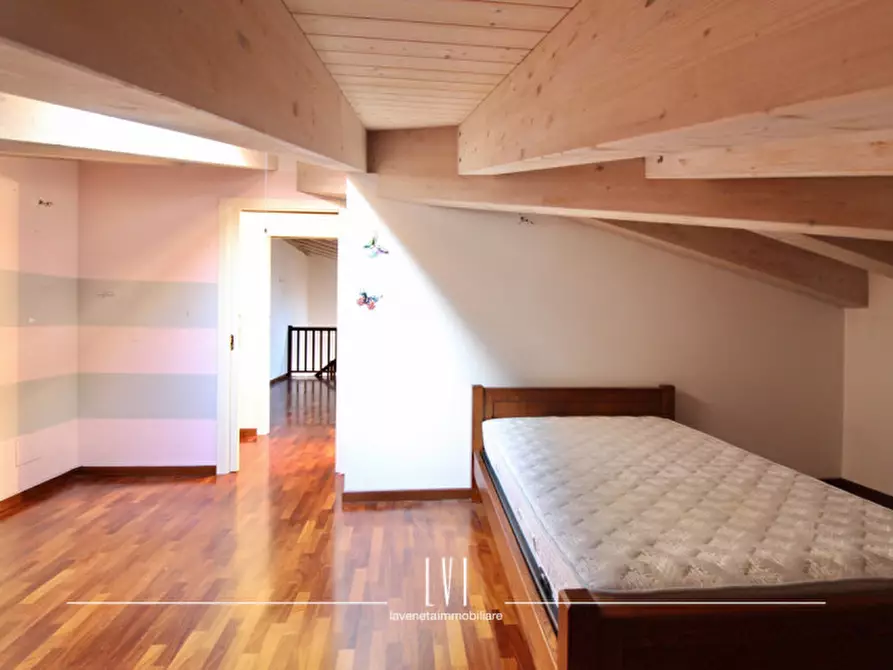 Immagine 47 di Appartamento in vendita  in Via Esterino Dalla Francesca 21 a San Donà Di Piave