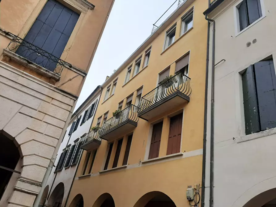 Immagine 1 di Appartamento in vendita  in Piazza Capitaniato a Padova