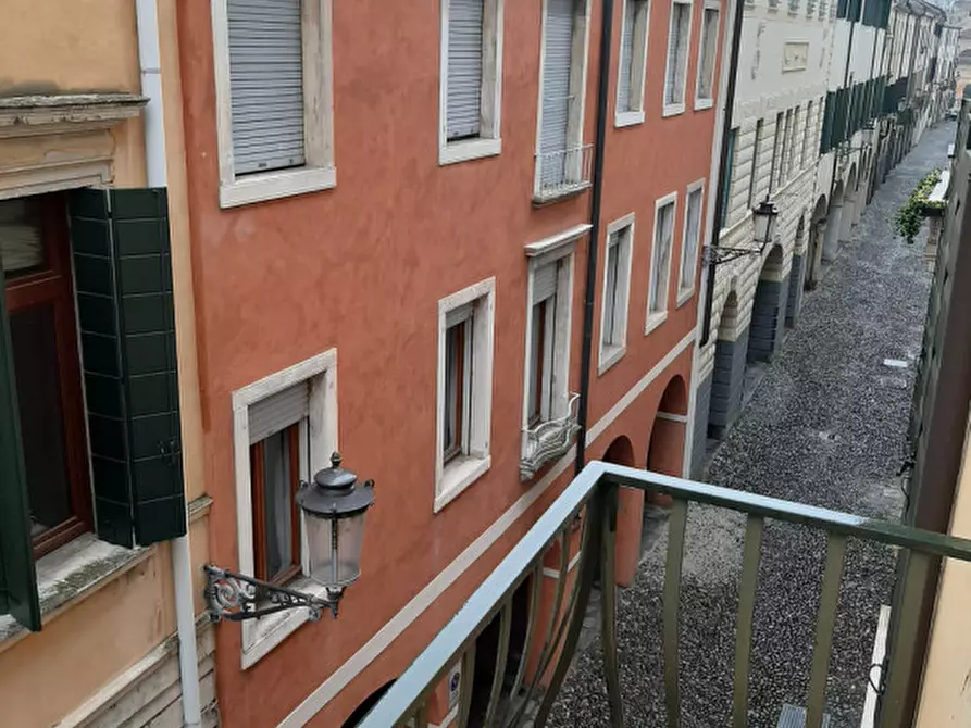 Immagine 34 di Appartamento in vendita  in Piazza Capitaniato a Padova