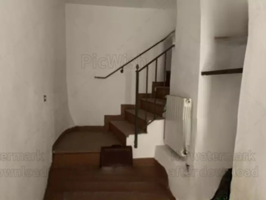 Immagine 2 di Casa indipendente in vendita  in Via Clemente IV n.4 a Scurcola Marsicana