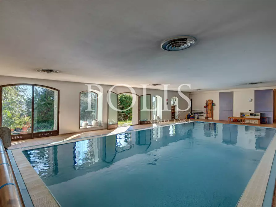 Immagine 46 di Villa in vendita  in VIA TASSERA a Erba