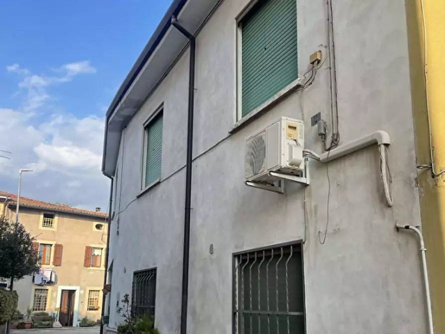 Immagine 3 di Casa indipendente in vendita  in Via Francesco Petrarca 15 a San Giovanni Lupatoto