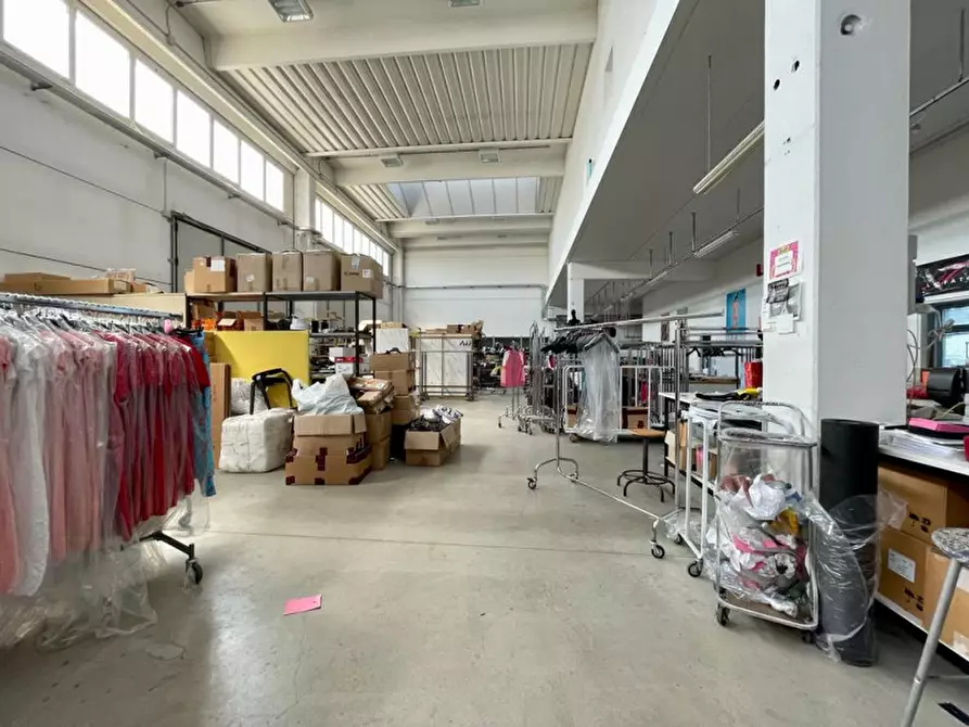 Immagine 17 di Capannone industriale in affitto  in Dei Terrazzieri 2/1 a Carpi
