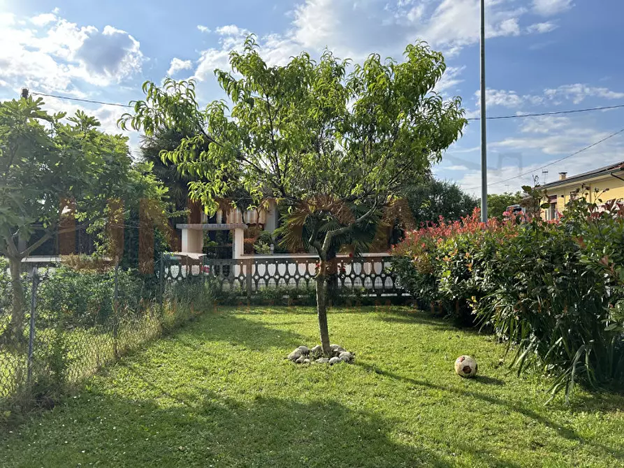 Immagine 15 di Appartamento in vendita  in Via Monte Cengio a Grisignano Di Zocco