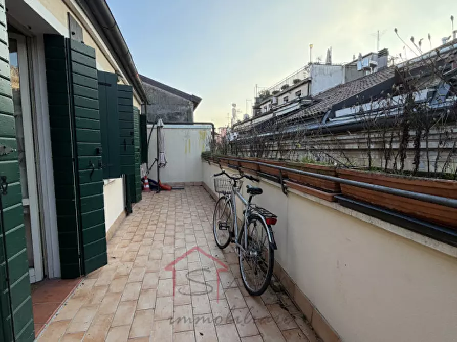 Immagine 31 di Appartamento in affitto  in Via Francesco Squarcione 5 a Padova