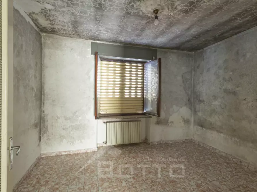 Immagine 11 di Villetta a schiera in vendita  in Via San Giuseppe n 18 a Serravalle Sesia