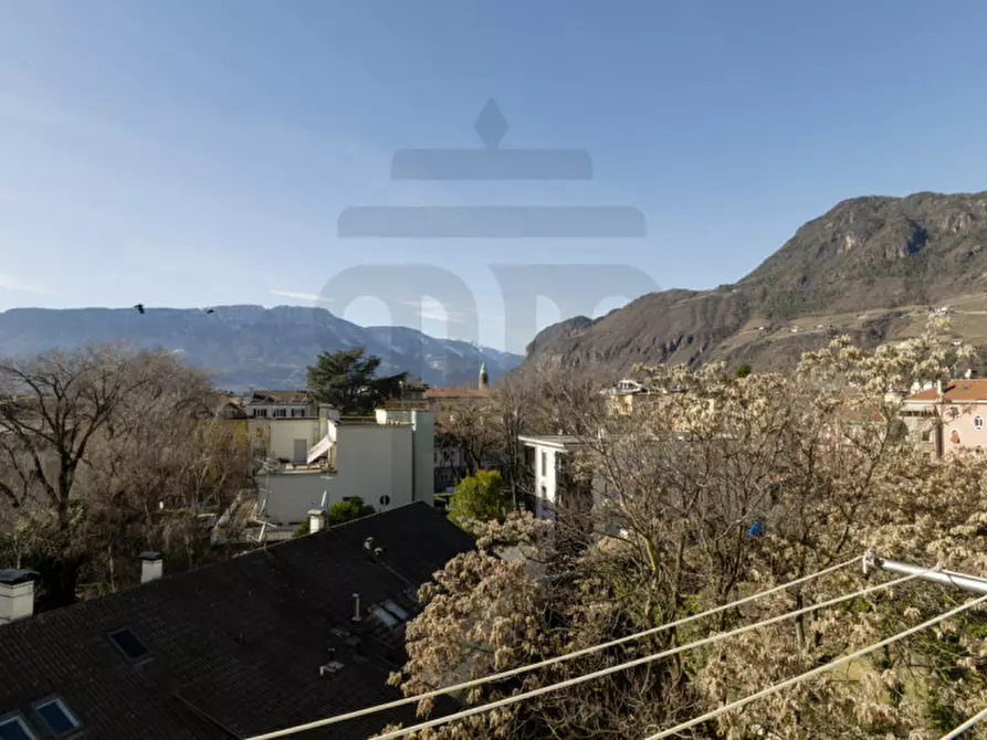 Immagine 4 di Appartamento in vendita  in Via Lungotalvera S.Quirino 22 a Bolzano