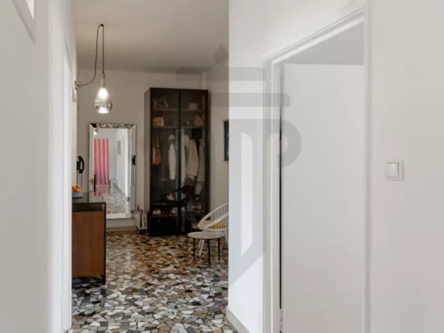 Immagine 11 di Appartamento in vendita  in Via Lungotalvera S.Quirino 22 a Bolzano