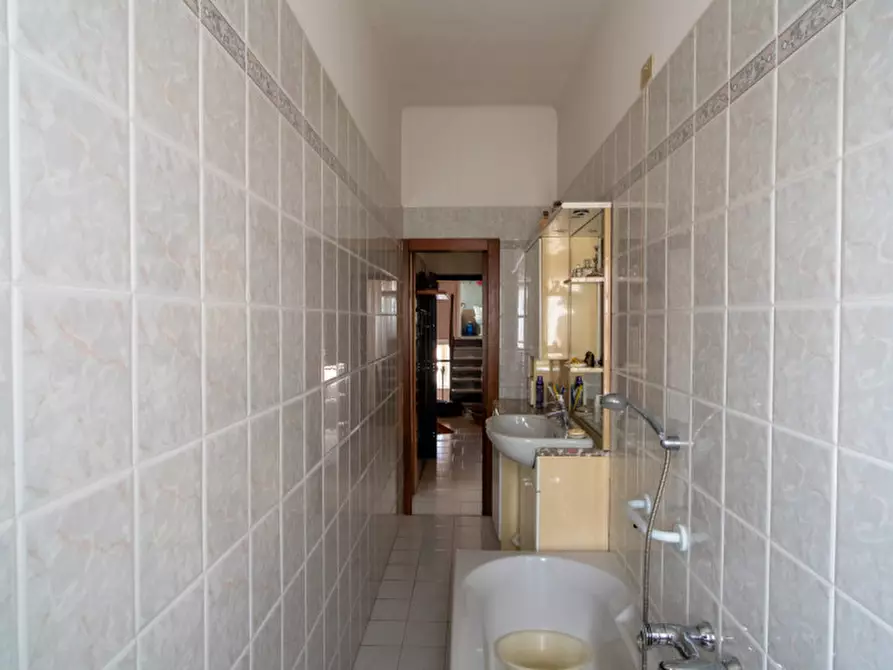 Immagine 17 di Appartamento in vendita  in Via Giuseppe Mazzini 38 a Biassono