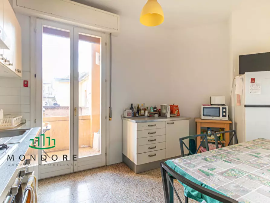 Immagine 3 di Appartamento in vendita  in Via Fondazza 40 a Bologna