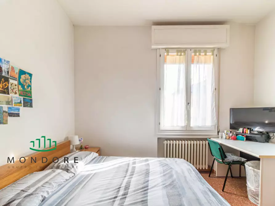 Immagine 17 di Appartamento in vendita  in Via Fondazza 40 a Bologna