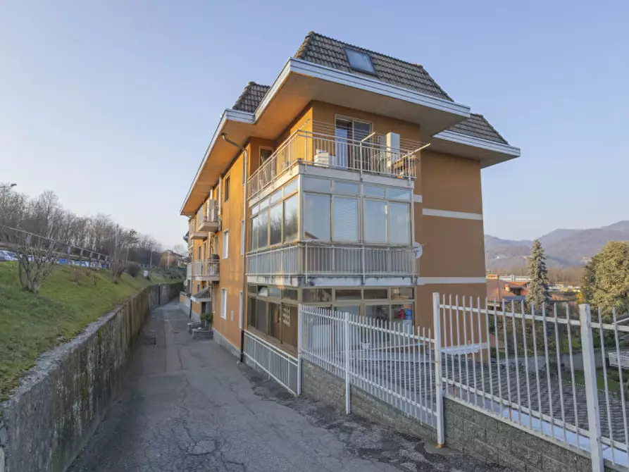 Immagine 19 di Appartamento in vendita  in via ducale n 19 a Serravalle Sesia