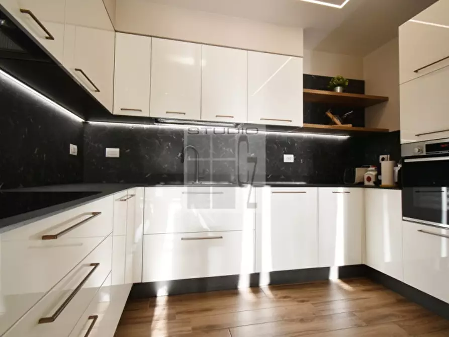 Immagine 7 di Casa quadrifamiliare in vendita  in Via Venier a Loreggia