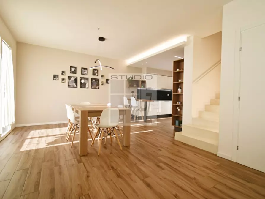 Immagine 8 di Casa quadrifamiliare in vendita  in Via Venier a Loreggia
