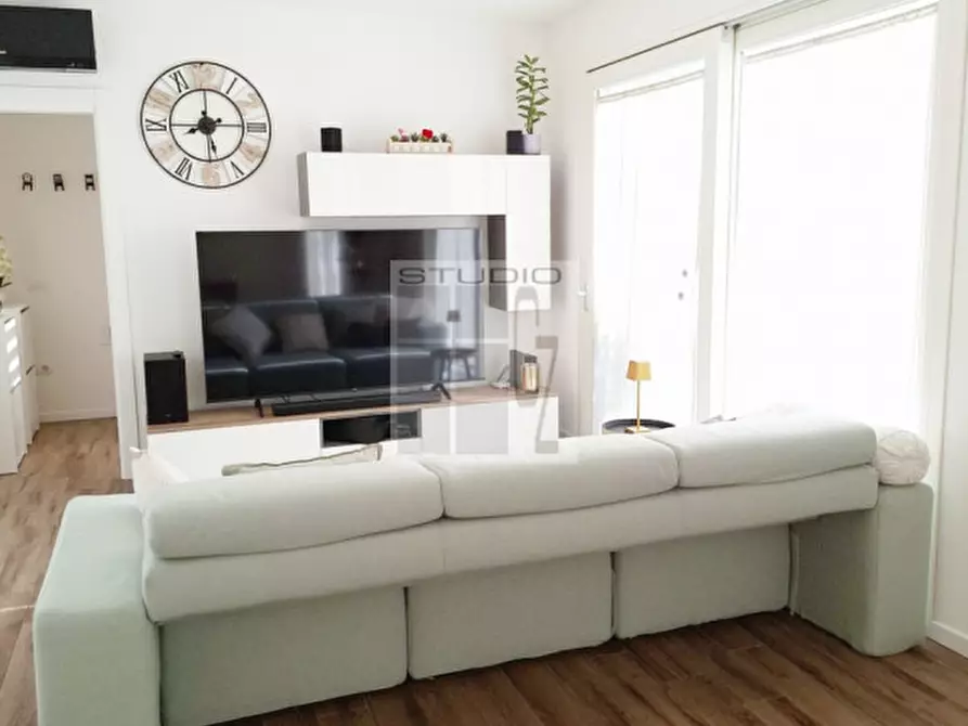 Immagine 12 di Casa quadrifamiliare in vendita  in Via Venier a Loreggia