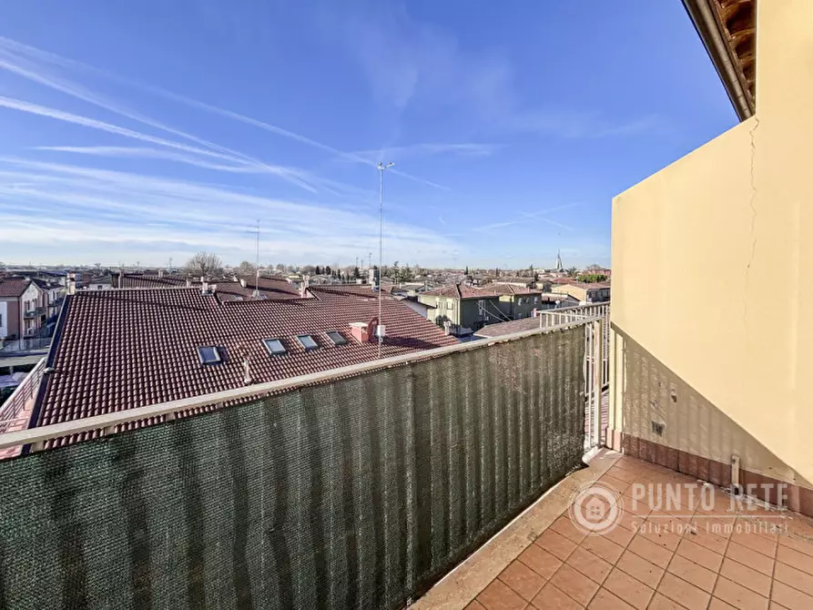 Immagine 11 di Appartamento in vendita  in Via Aldo Ettore Kessler a Vigasio