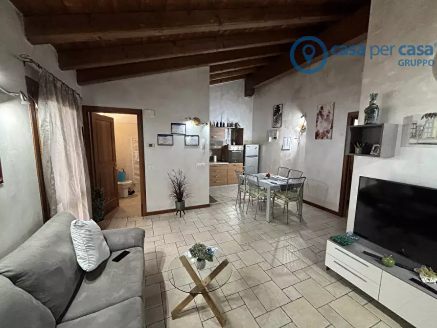 Immagine 1 di Appartamento in vendita  a Rovigo