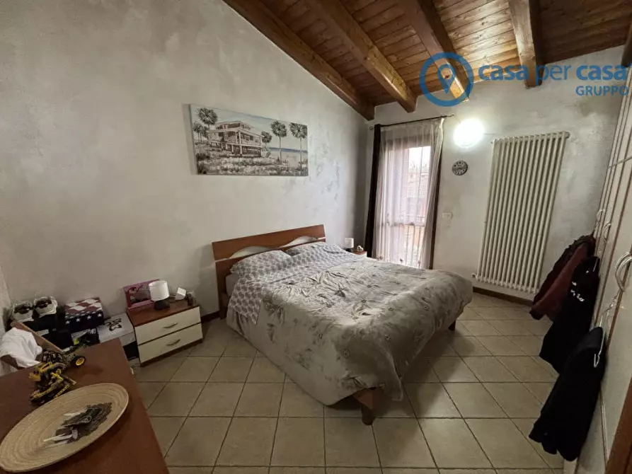 Immagine 5 di Appartamento in vendita  a Rovigo