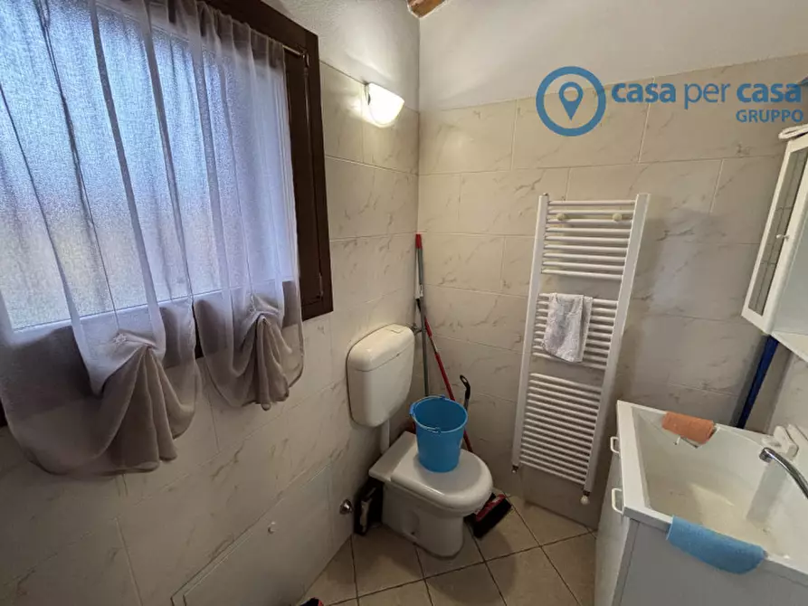 Immagine 10 di Appartamento in vendita  a Rovigo