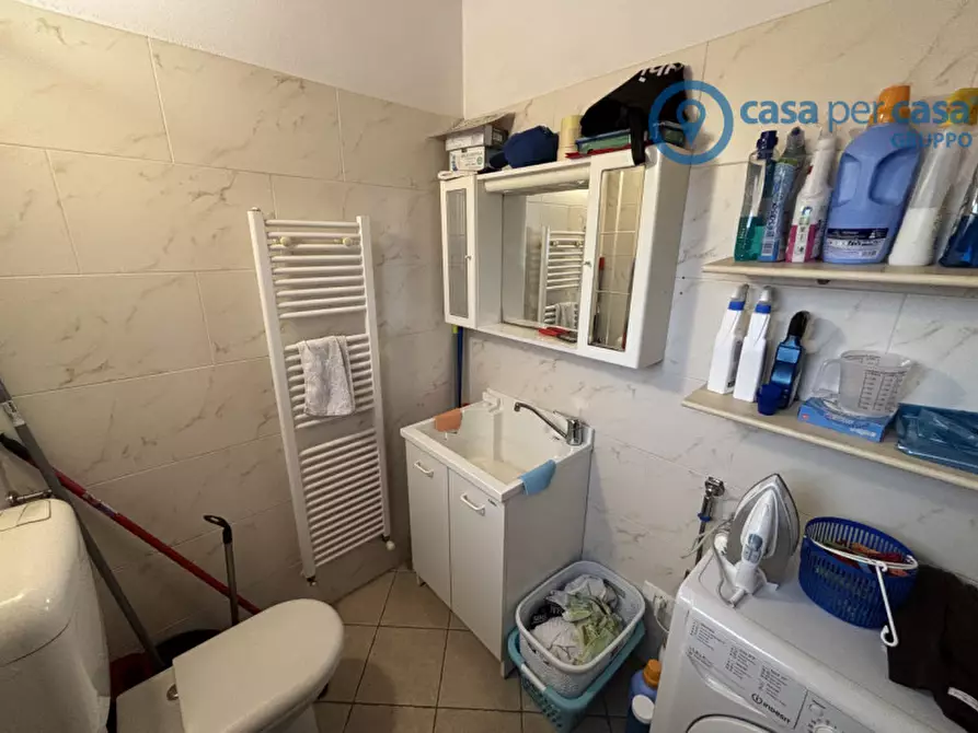 Immagine 11 di Appartamento in vendita  a Rovigo
