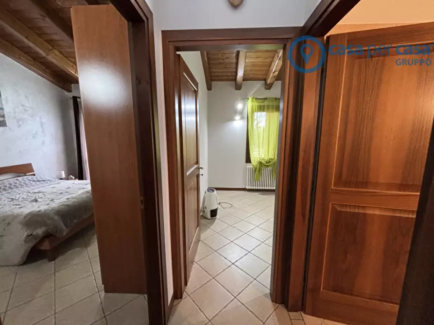 Immagine 13 di Appartamento in vendita  a Rovigo