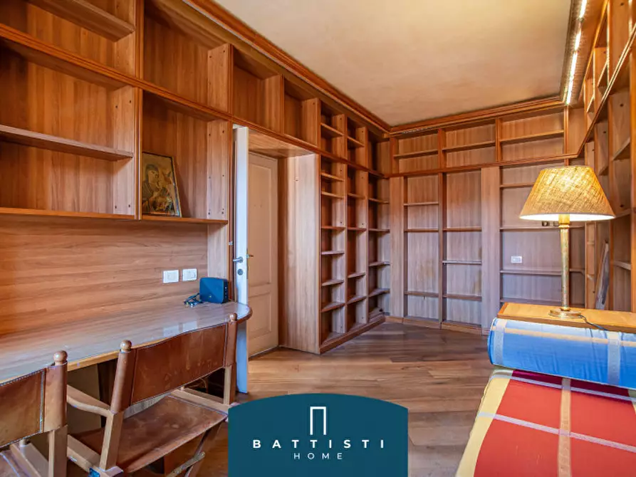 Immagine 18 di Attico in affitto  in Via del Pellegrino a Roma