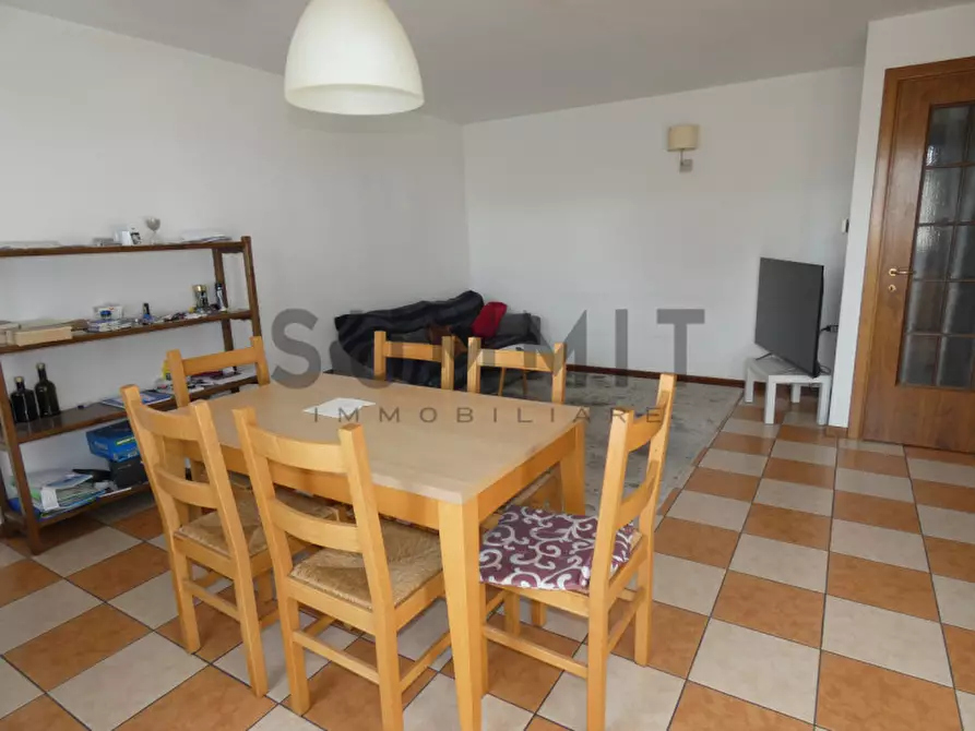 Immagine 3 di Appartamento in vendita  in Via Don Francesco Faccin a Schio