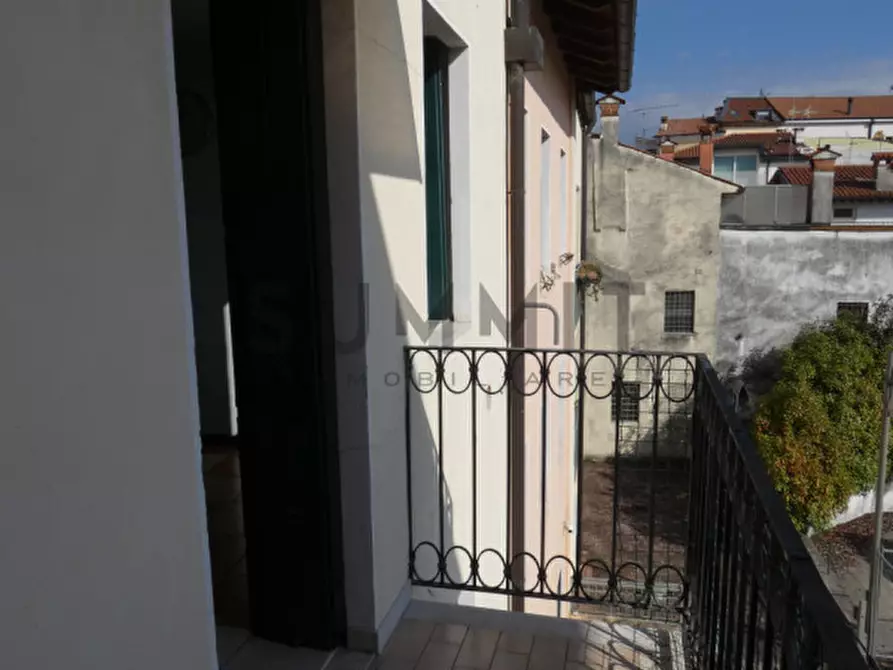 Immagine 5 di Appartamento in vendita  in Via Don Francesco Faccin a Schio