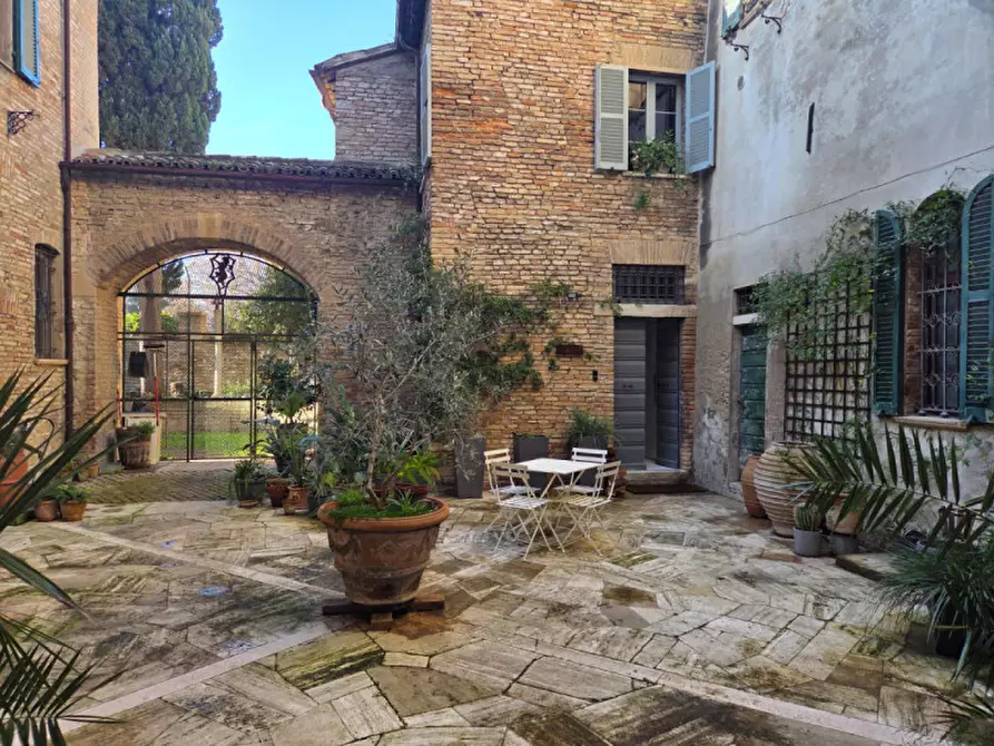 Immagine 17 di Appartamento in affitto  in Via Arco d'Augusto a Fano